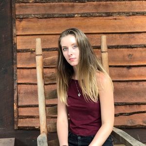 Meet your Posher, Lacey